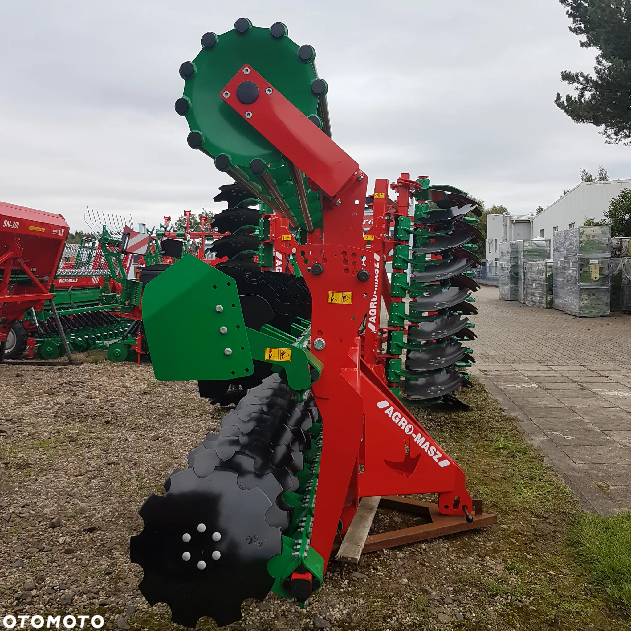 Agro-Masz BTL30 - 5