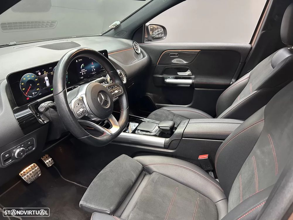 Mercedes-Benz GLA 250 e 8G-DCT AMG Line - 13