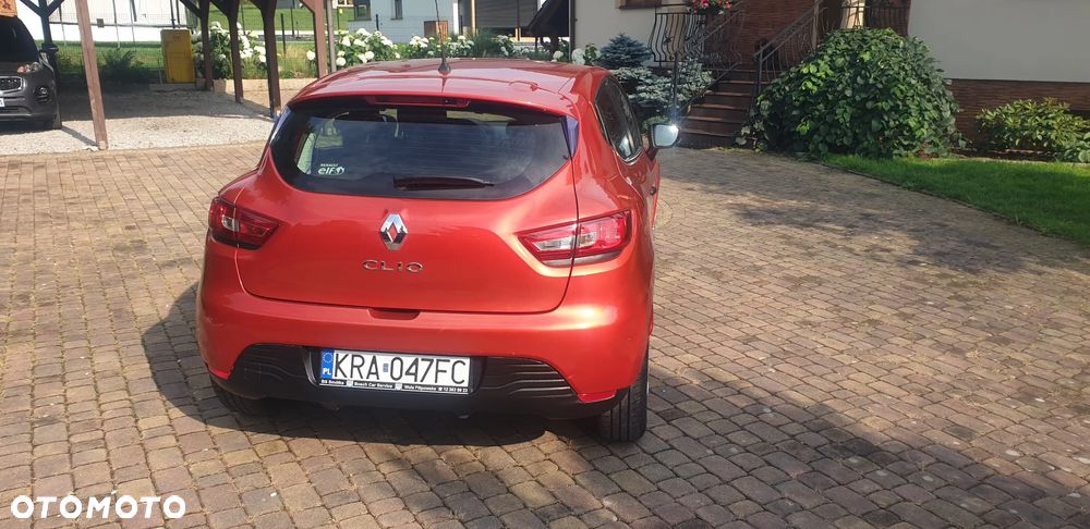 Renault Clio 1.2 16V 75 Business - 6