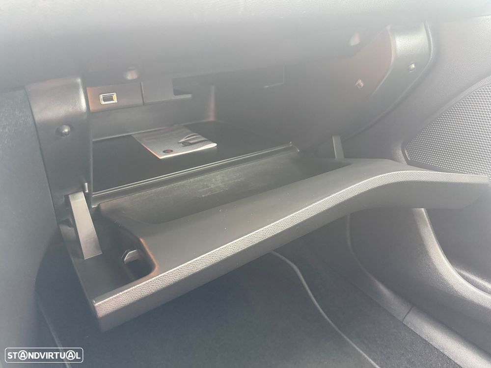 Peugeot 308 SW 1.6 BlueHDi Allure - 17