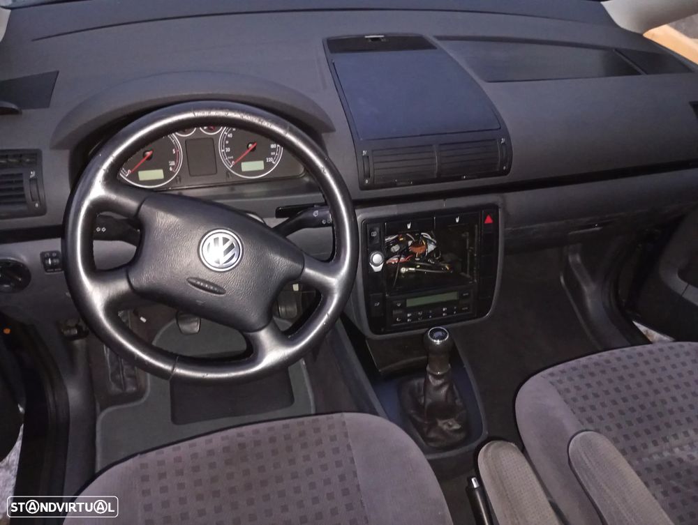 VW Sharan 1.9 TDI Highline - 7