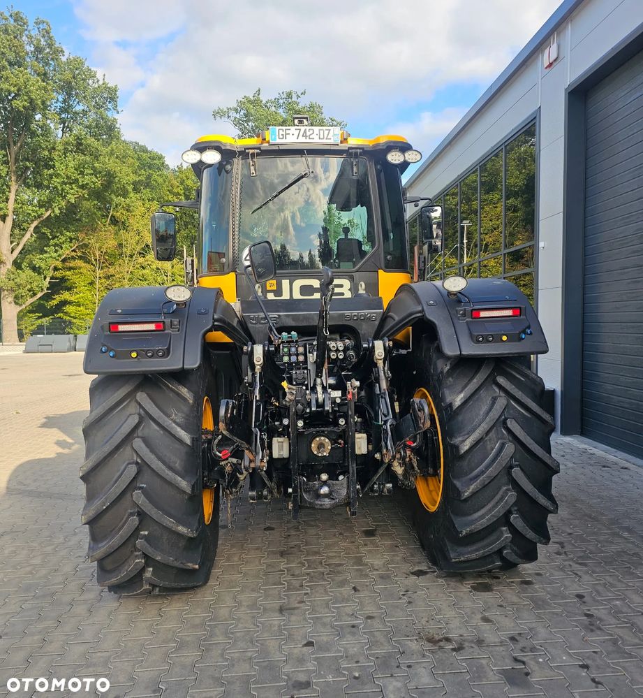 JCB FASTRAC 4220 - 4