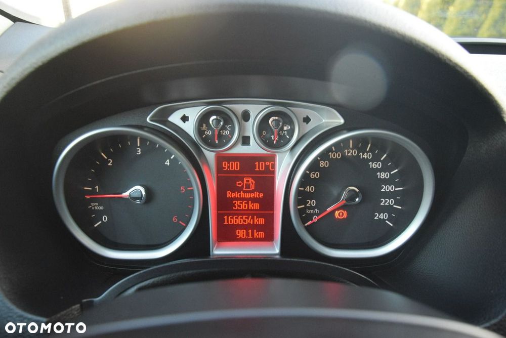 Ford Kuga 2.0 TDCi Titanium - 38