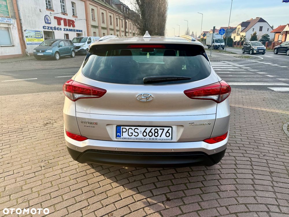 Hyundai Tucson 1.7 CRDI BlueDrive TourdePologne 2WD - 5