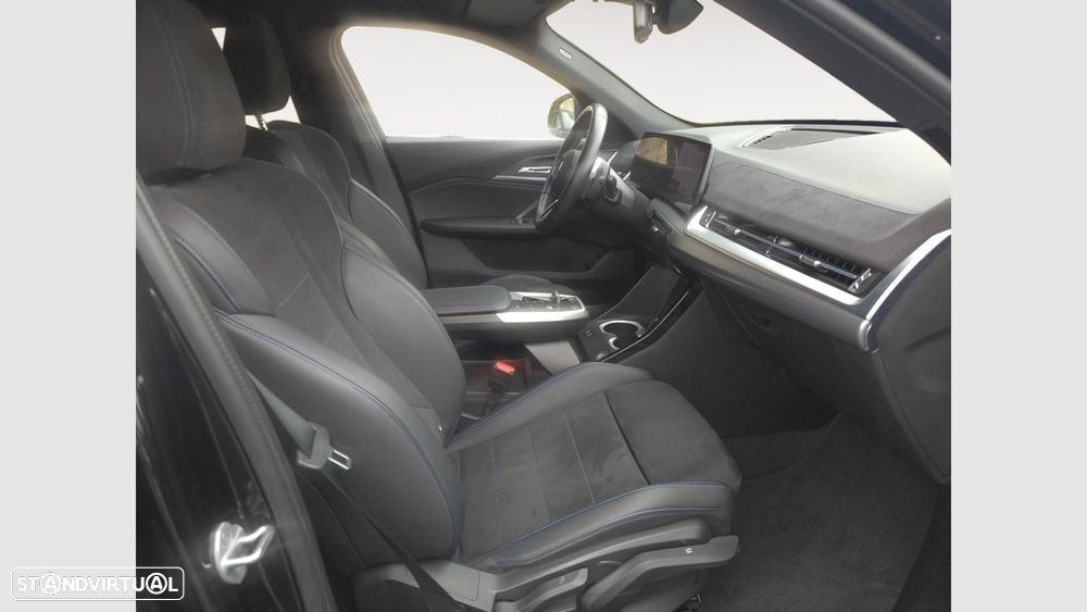 BMW X2 sDrive18d Pack Desportivo M - 2