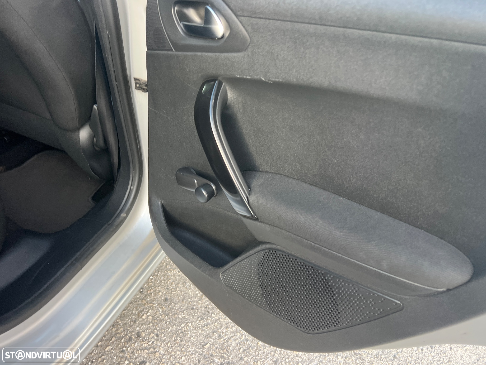 Peugeot 208 1.4 HDi Active - 19
