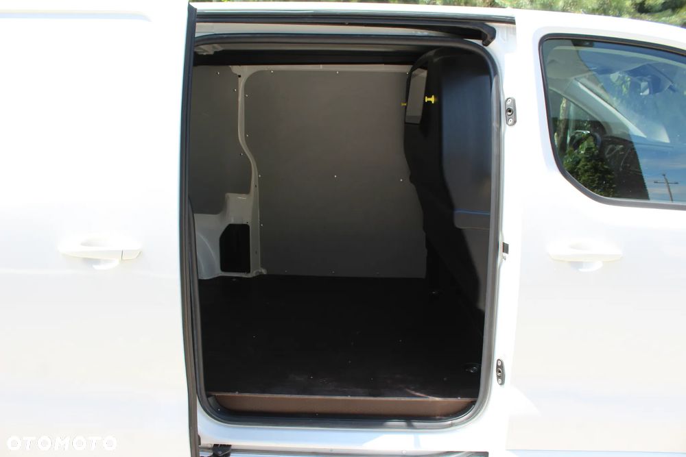 Opel Vivaro - 22