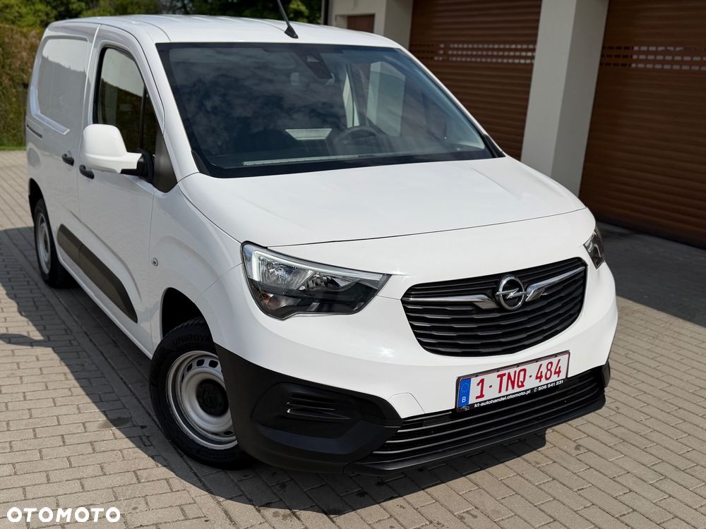 Opel COMBO - 32