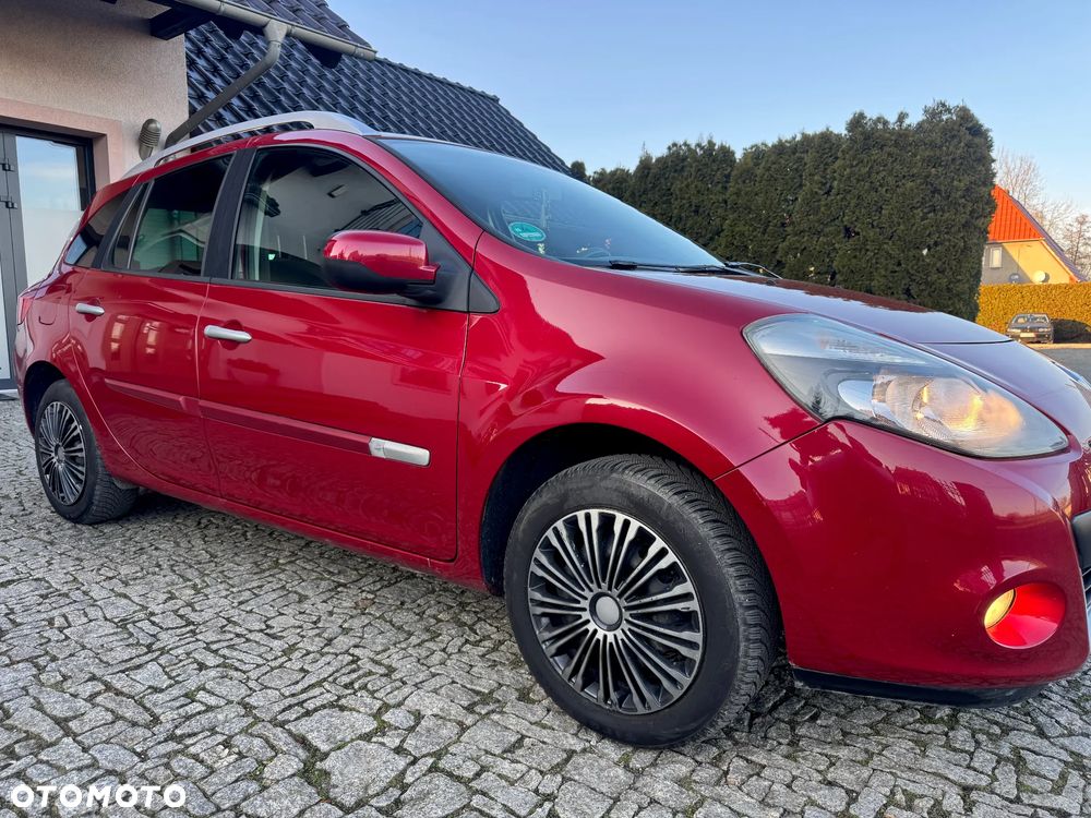 Renault Clio TCe 100 Expression - 11