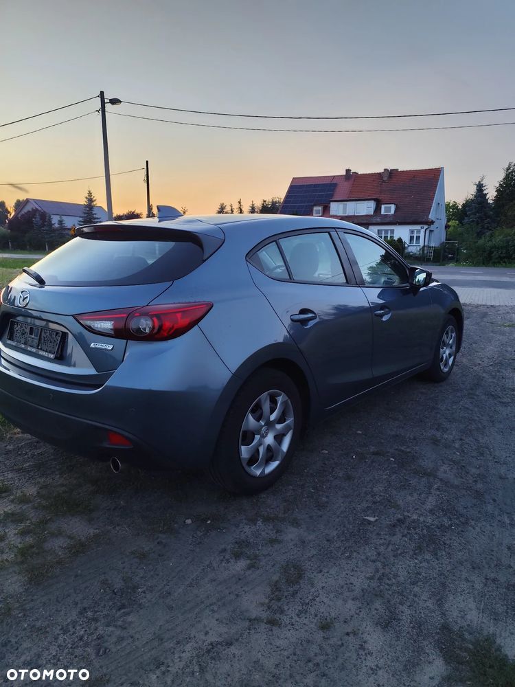 Mazda 3 - 5
