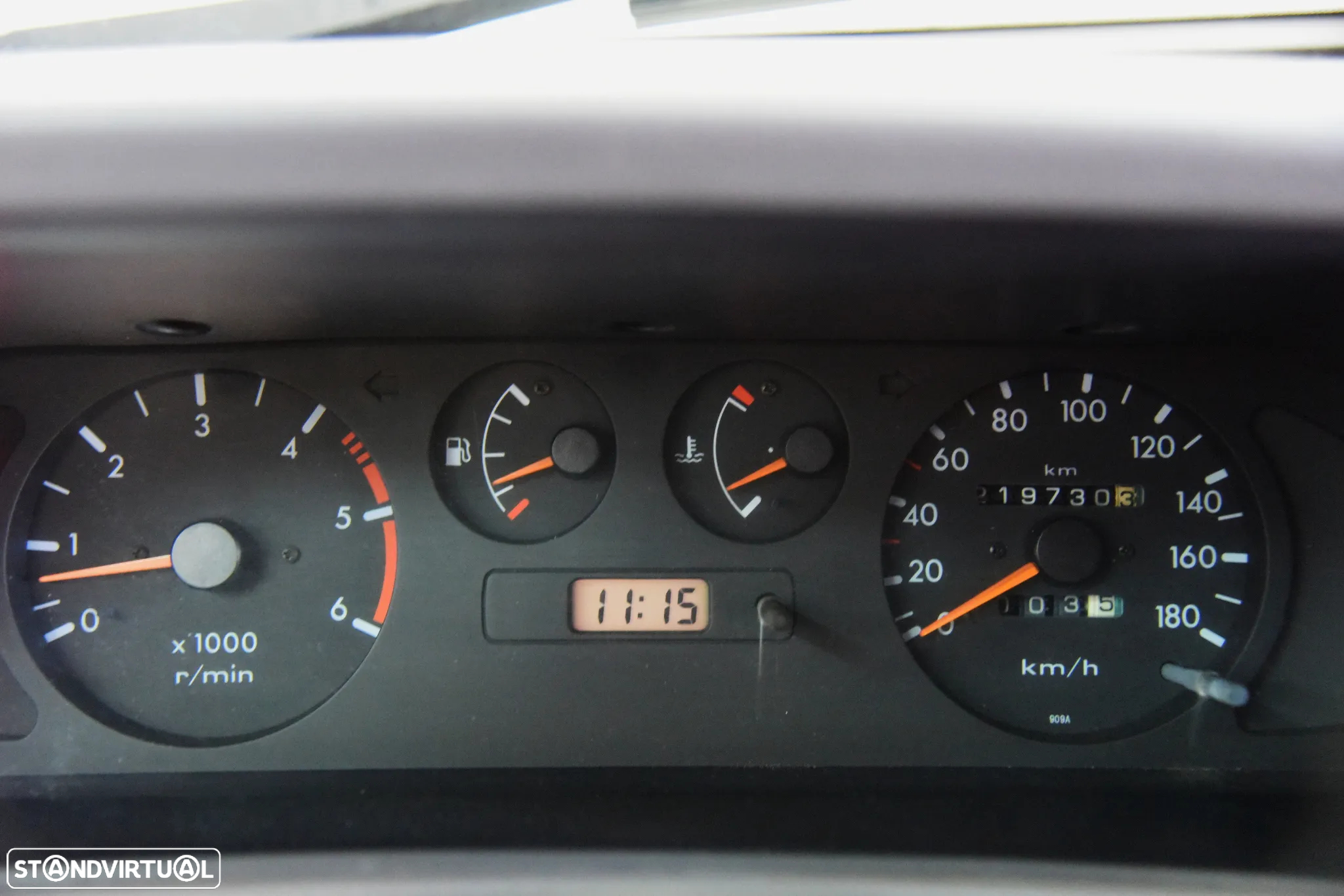 Nissan Terrano II 2.7 SE - 13