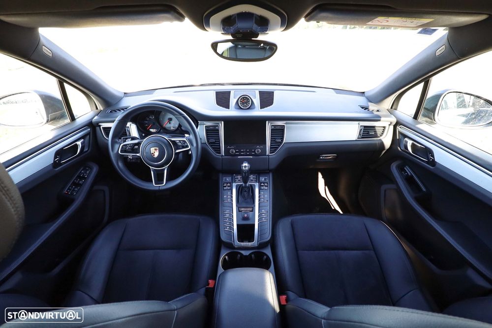 Porsche Macan S - 10