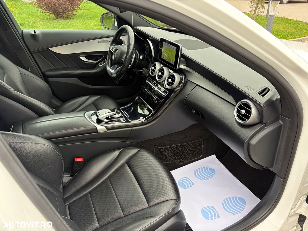 Mercedes-Benz C 200 7G-TRONIC AMG Line - 13