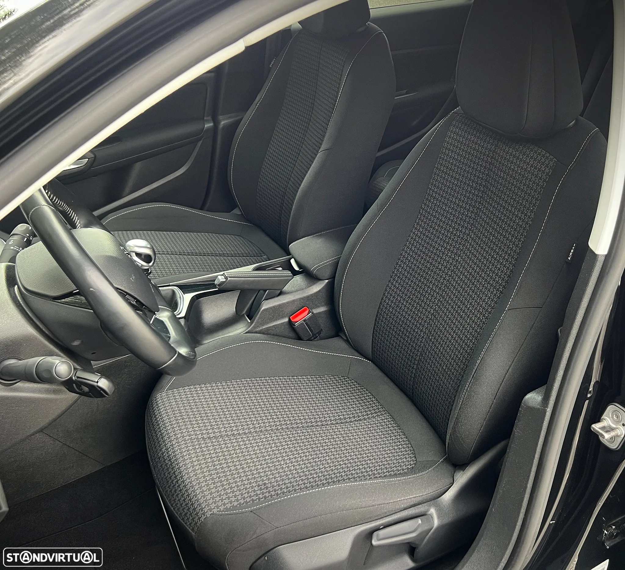 Peugeot 308 1.6 BlueHDi Style J17 - 20