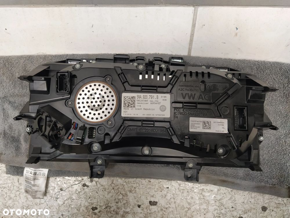 VW TIGUAN II PANEL PRZYCISKI POKRĘTŁA KLIMATYZACJI MODUŁ USB AUX MONITOR EKRAN NAWIGACJI LICZNIK ZEGARY PRĘDKOŚCIOMIERZ VIRTUAL COCKPIT LED ORYGINAŁ - 19