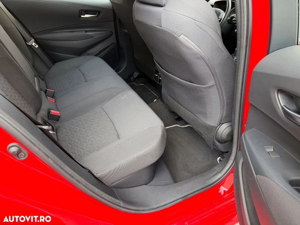 Toyota Corolla 1.8 HSD Dynamic - 26