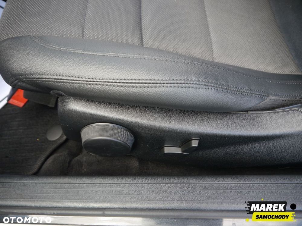 Mercedes-Benz Klasa C - 24