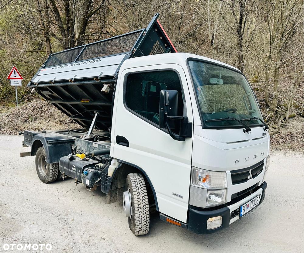 Mitsubishi Fuso - 4