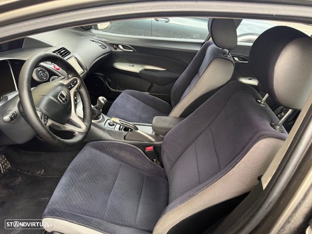 Honda Civic 1.8 Sport - 16