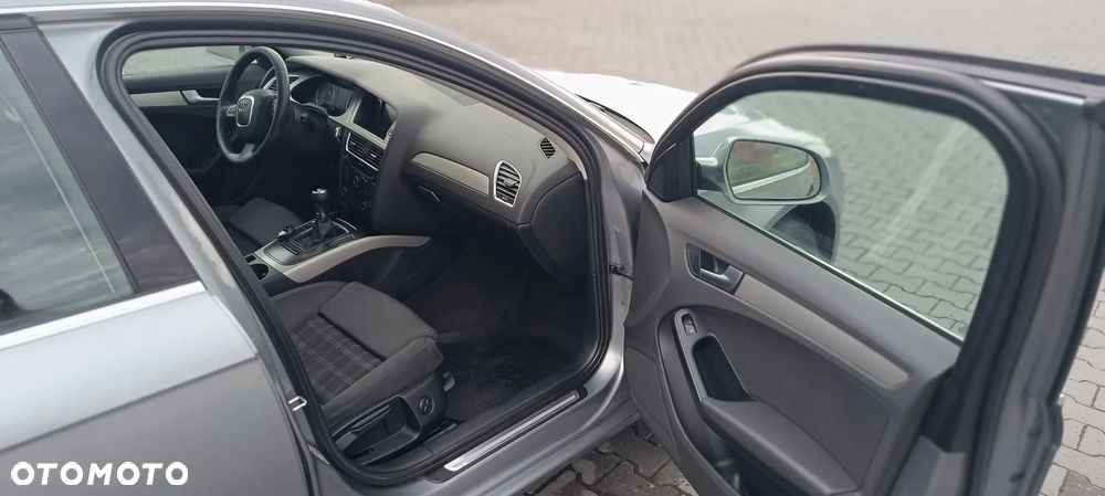Audi A4 Avant 2.0 TDI - 13