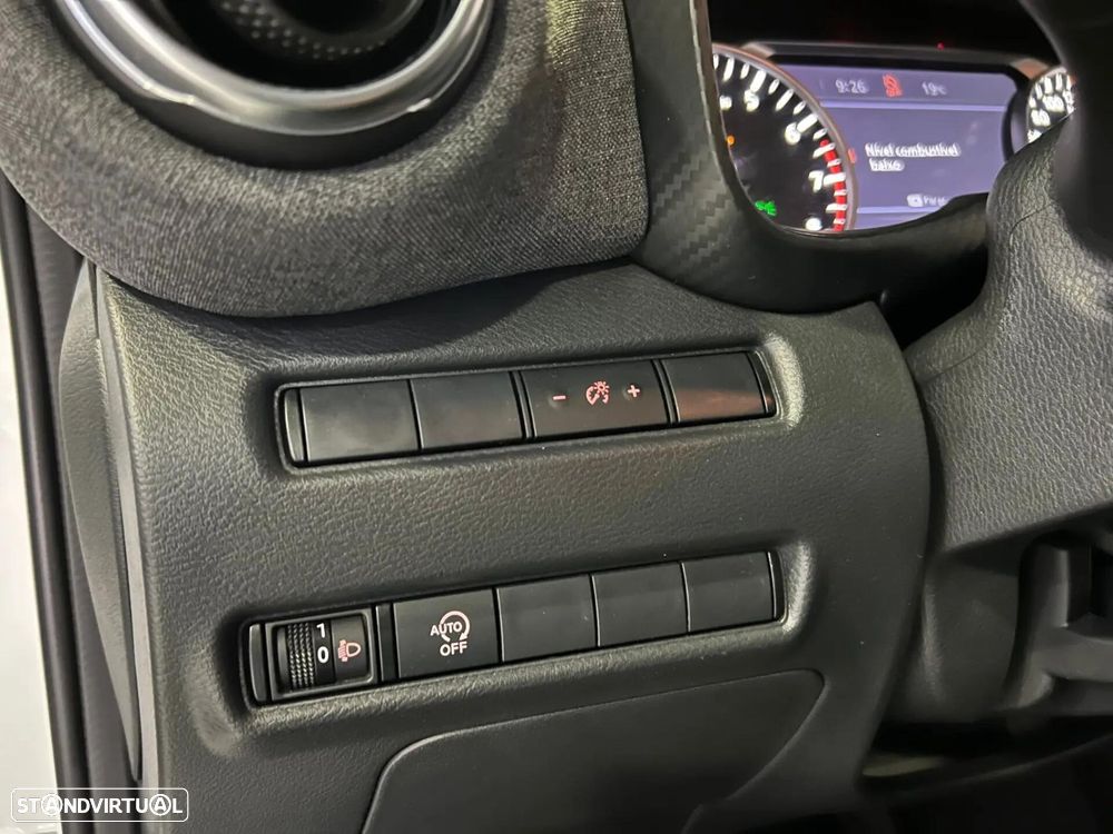 Nissan Juke 1.0 DIG-T Acenta+ DCT - 25