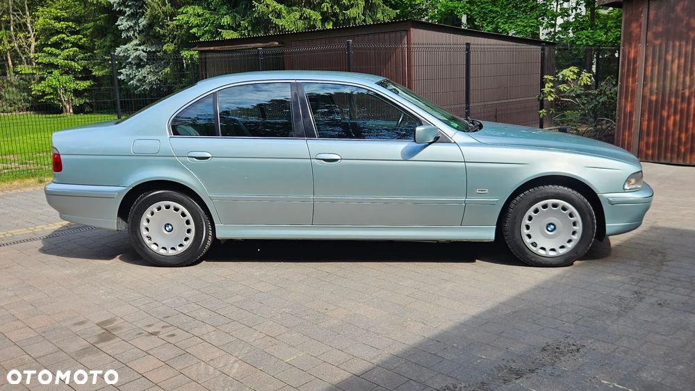 BMW Seria 5 523i - 16