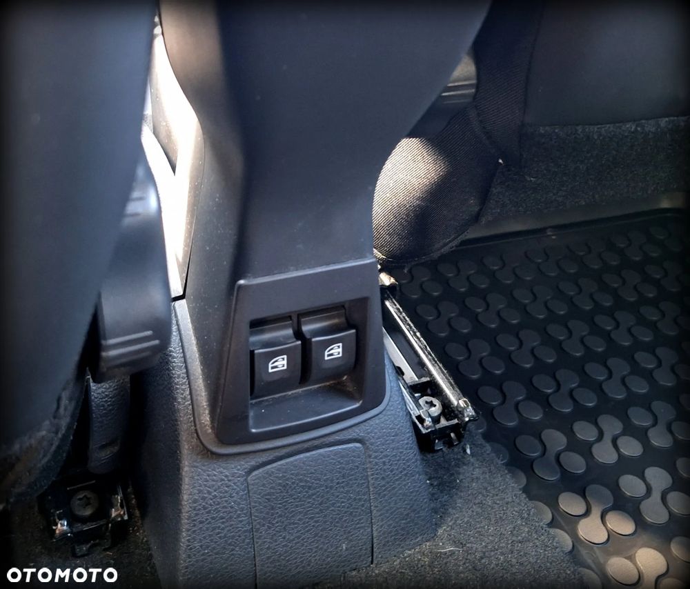 Dacia Logan 0.9 TCE Prestige S&S - 7