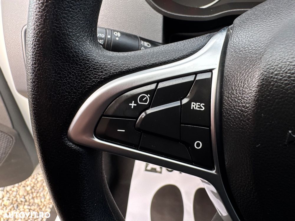 Dacia Duster 1.5 dCi 4x2 Ambiance - 12