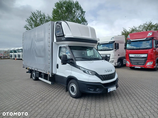 Iveco 35S18 Plandeka (30157)