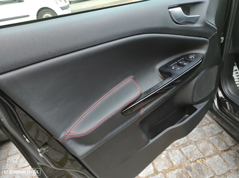 Alfa Romeo Giulietta 1.6 JTDm Distinctive - 11