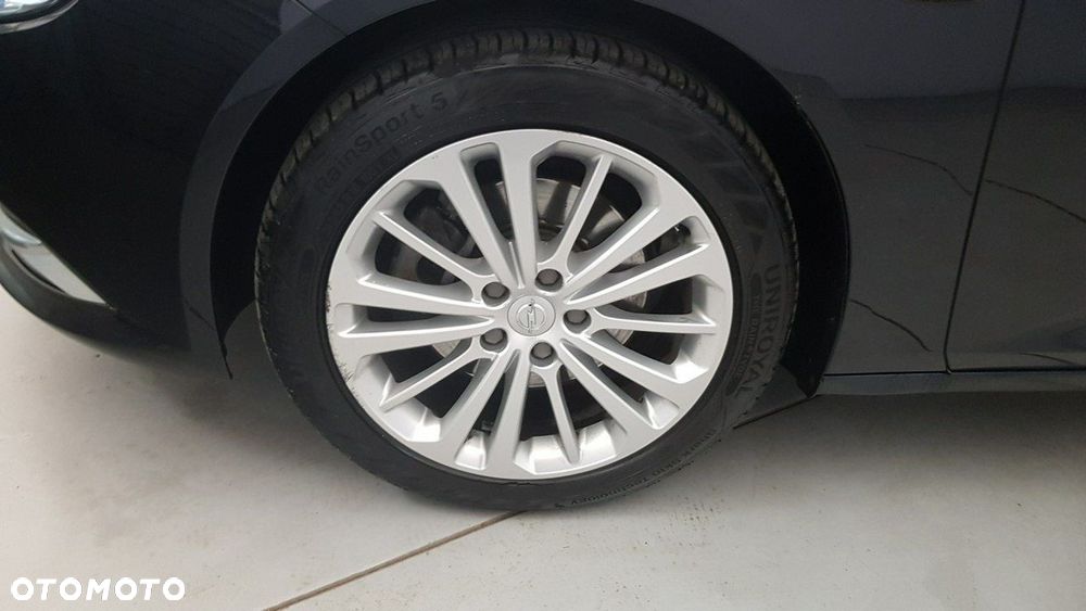 Opel Insignia - 13