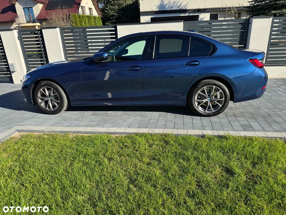 BMW Seria 3 318i - 2