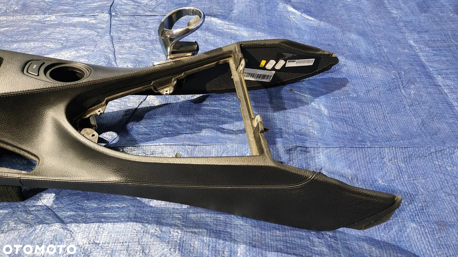 TUNEL ŚRODKOWY PODŁOKIETNIK UCHWYT PODSTAWA NA KUBEK KUBKI NAPÓJ NAPOJE CUPHOLDER CUP HOLDER ANGLIK UK BMW E63 E64 LCI LIFT - 3