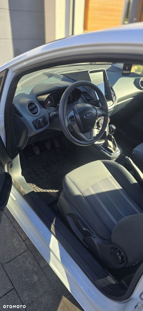 Ford Fiesta - 5