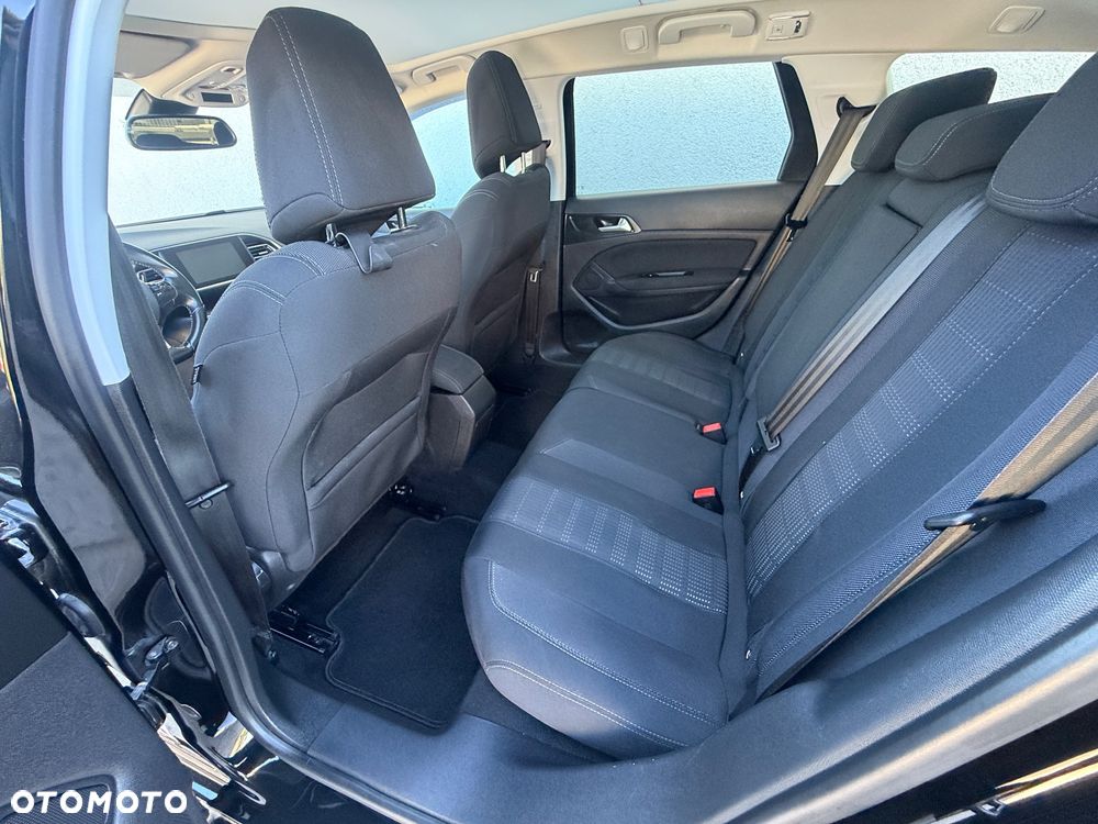 Peugeot 308 1.6 BlueHDi Business Line S&S - 17