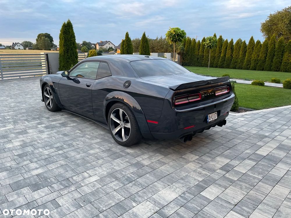 Dodge Challenger Automatik R/T Plus - 8