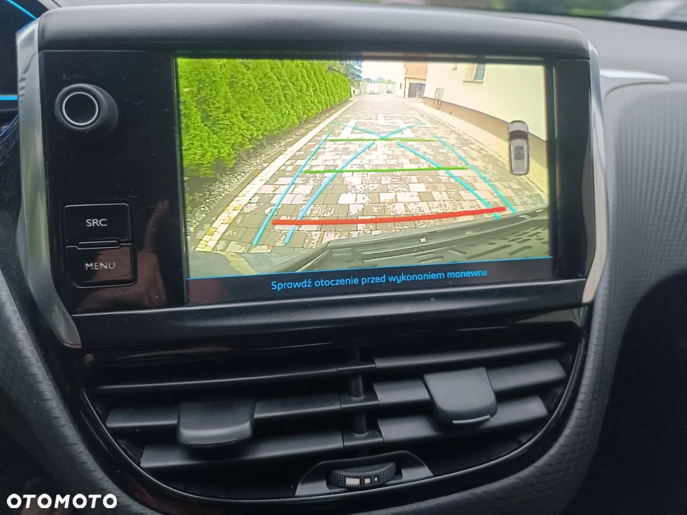 Peugeot 2008 1.6 BlueHDi Allure - 14