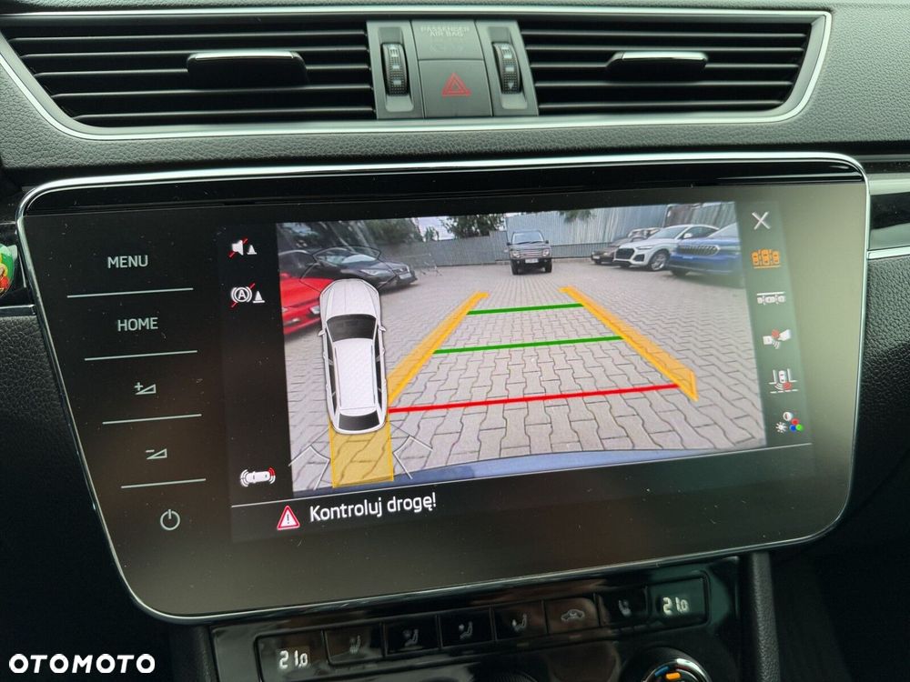 Skoda Superb 2.0 TDI SCR L&K DSG - 36