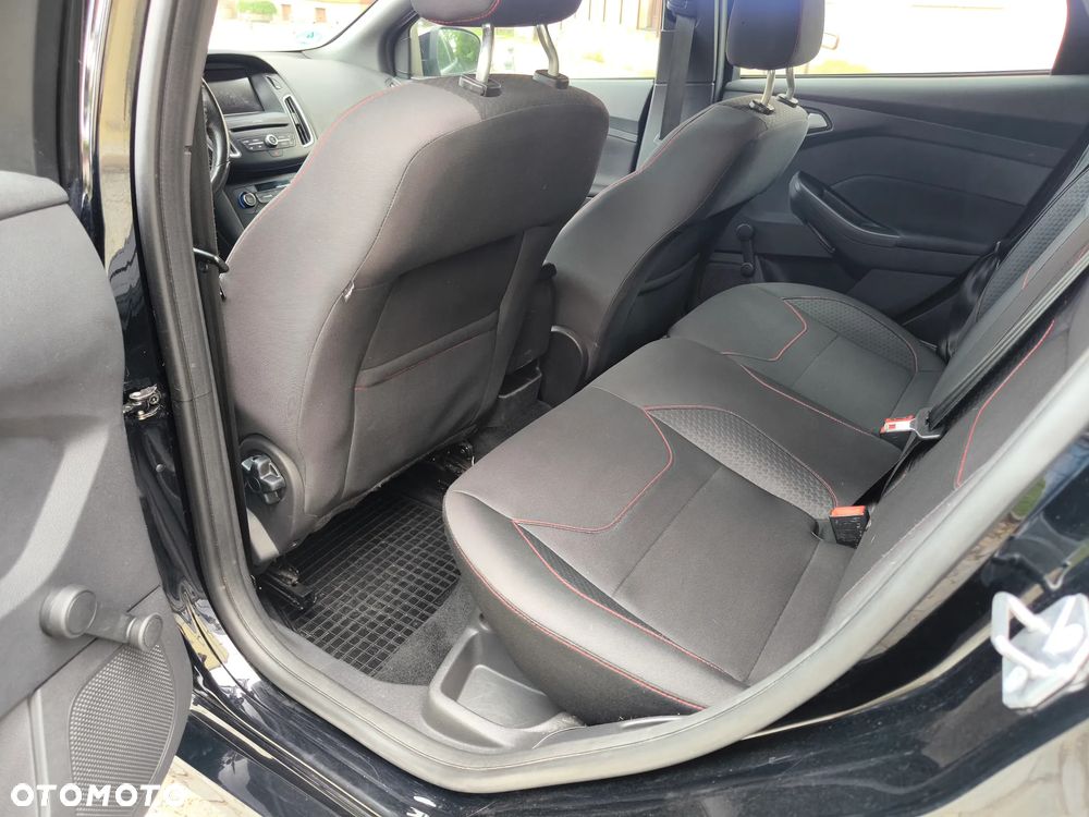 Ford Focus 1.0 EcoBoost ST-Line ASS - 6