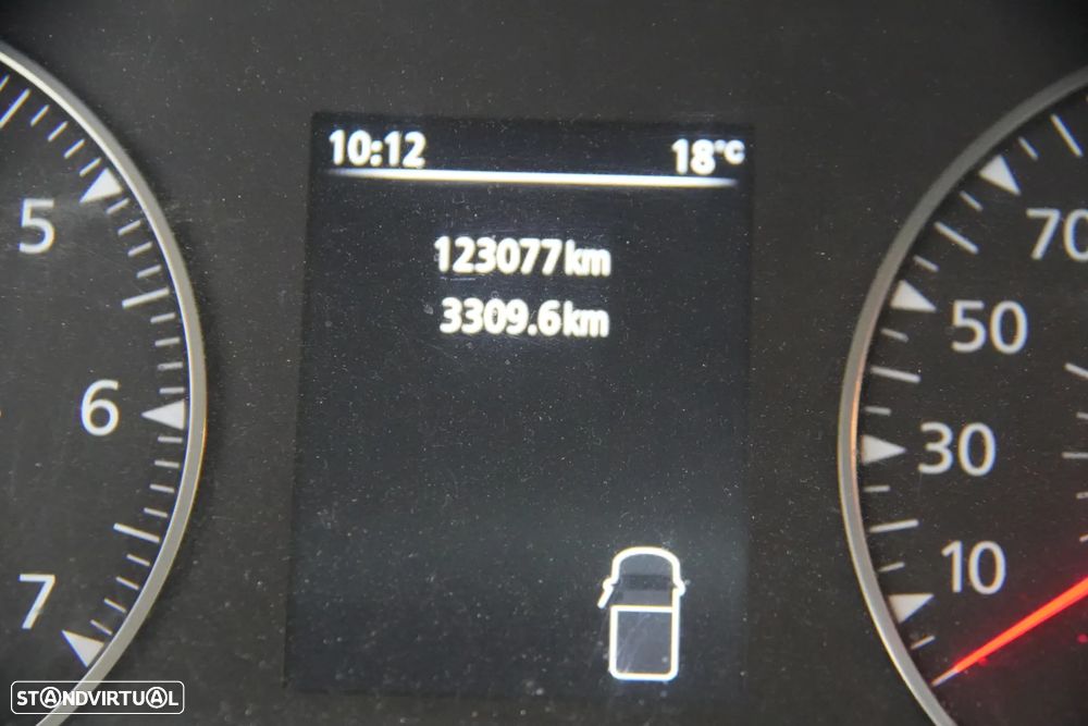 Renault Master Plataforma Elevatoria 2.3DCI 146cv - 14