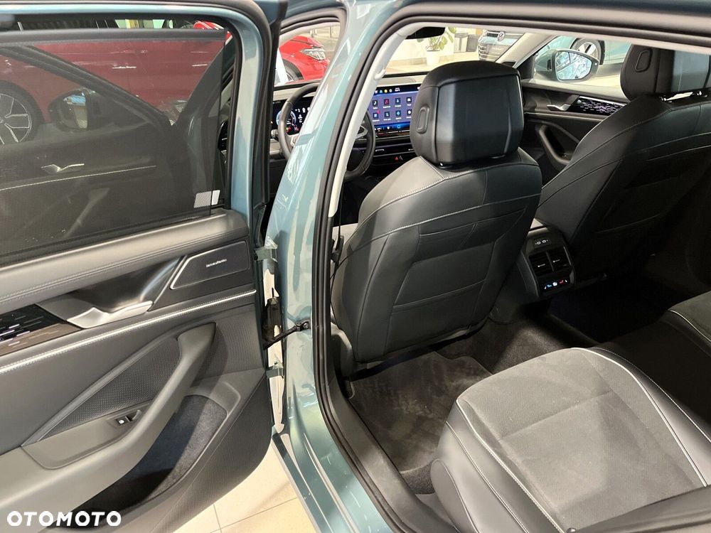 Volkswagen Passat 2.0 TDI SCR Style DSG - 31