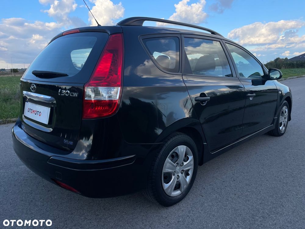 Hyundai i30 i30cw 1.6 CRDi blue Classic - 27