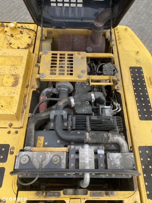 Komatsu PC 210 LC-8 - 7