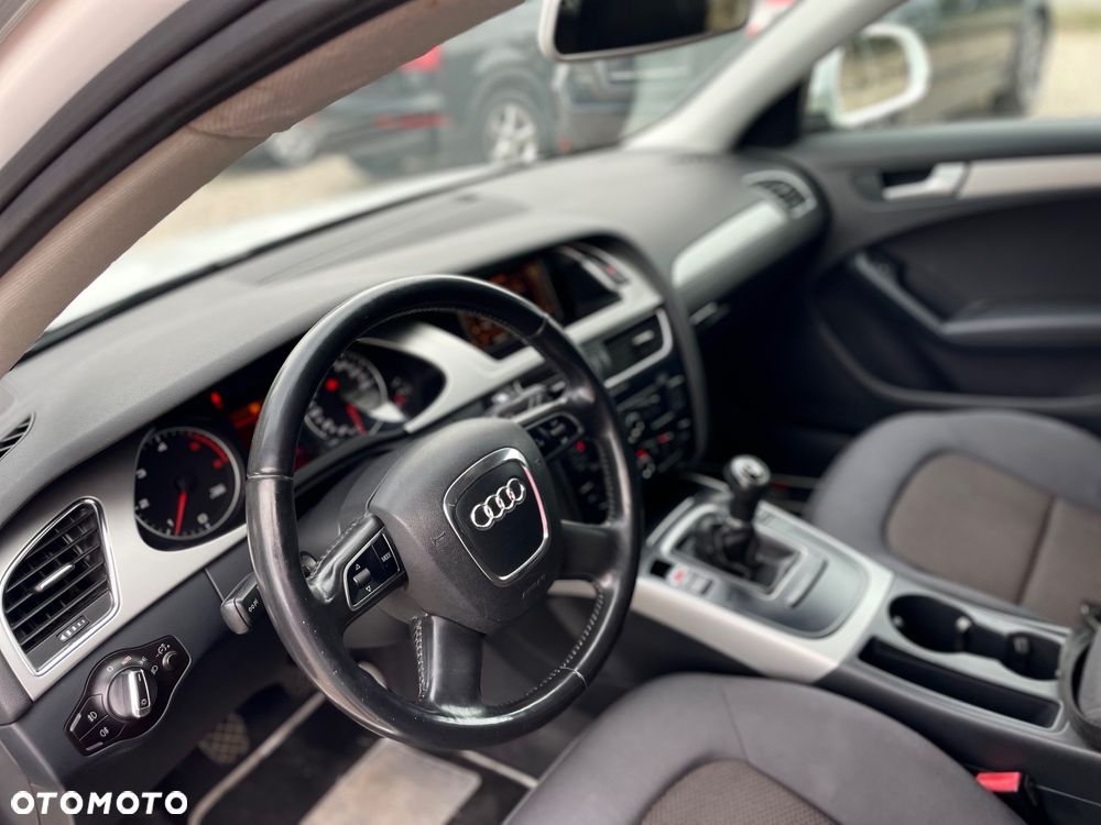 Audi A4 Allroad - 11