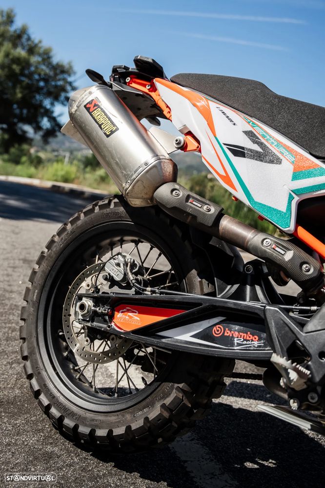 KTM 890 Adventure R - 17