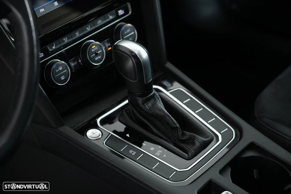 VW Arteon 2.0 TDI Elegance DSG - 32