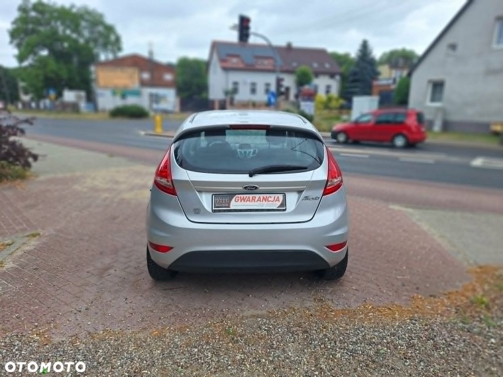 Ford Fiesta 1.25 Viva - 13