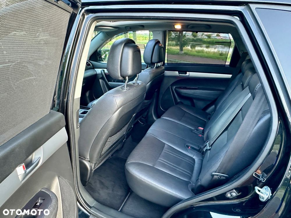 Kia Sorento - 8