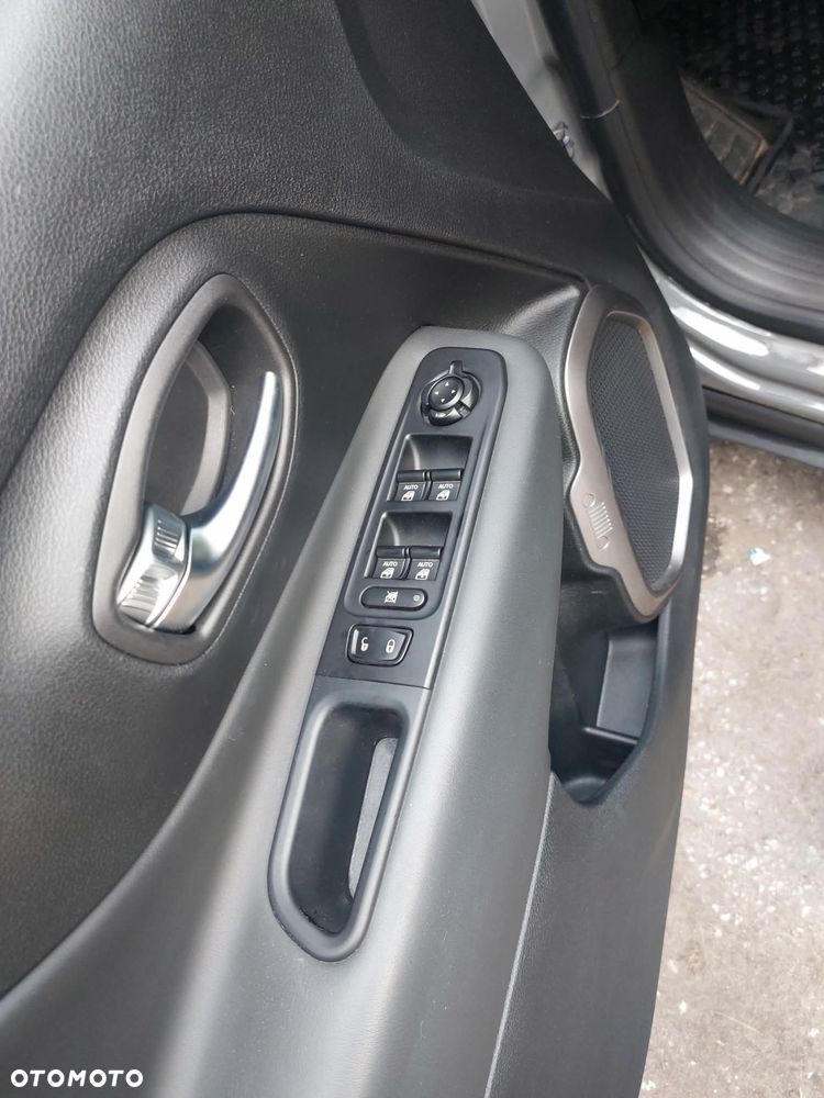 Jeep Renegade 1.0 GSE T3 Turbo Limited FWD S&S - 13