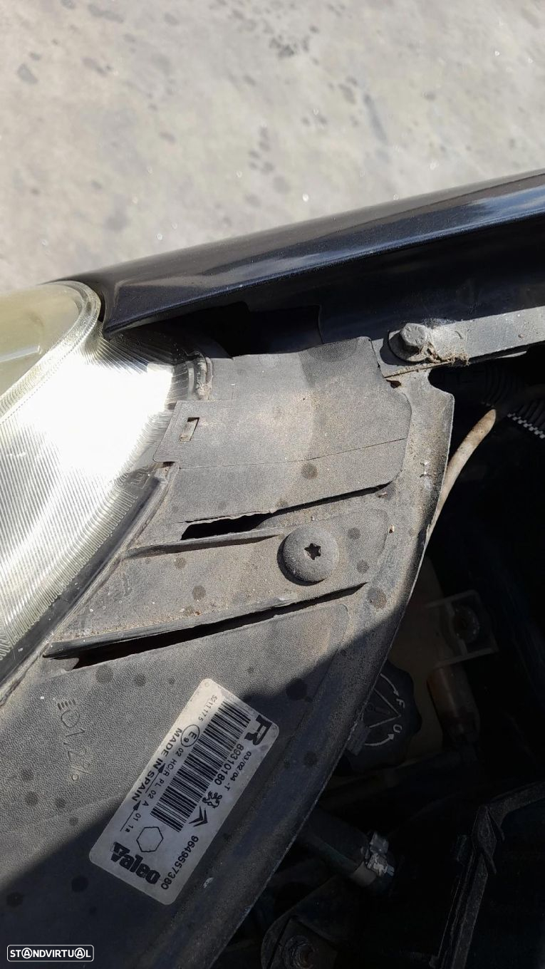 Ótica / farol direita CITROËN Xsara Picasso (N68) - 2